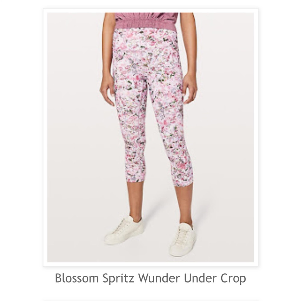 Lululemon Blossom Spritz multi Wunder Under Crop